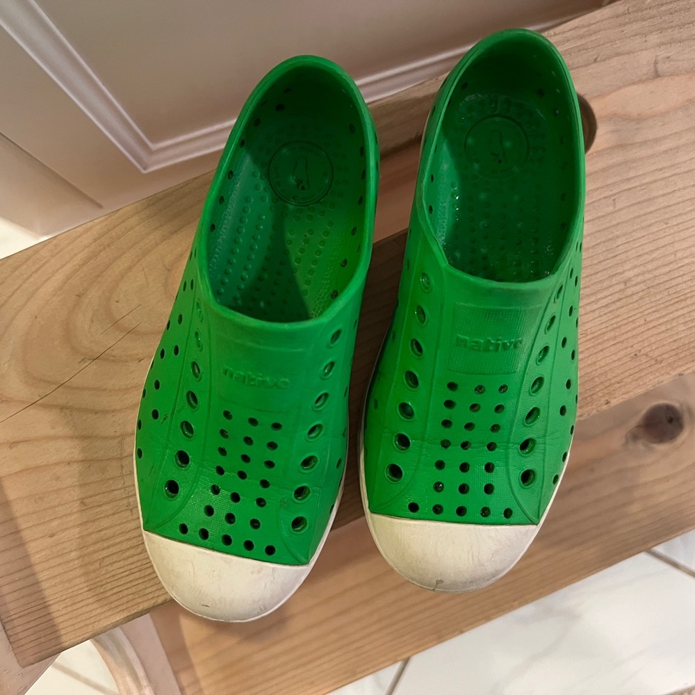 Native Jefferson Kids Green and White Slip On Little Boy Shoes